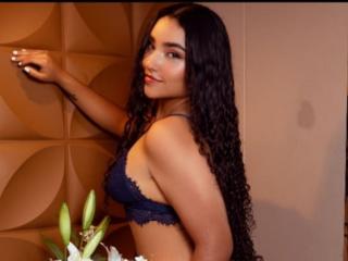 KellyPhillips Seins Show XXX en Direct - Photo 6/6