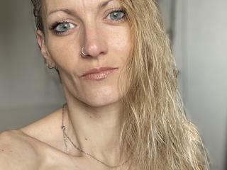 DaneeSoHot Amateur Live Webcam - Photo 19/21