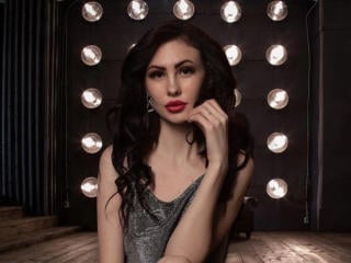 LuckyAlla live cam model at XLoveCam