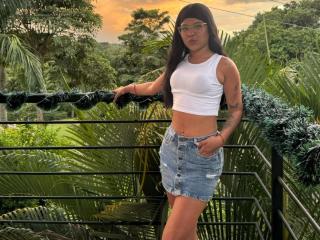 BiancaMayers - Live sex cams model