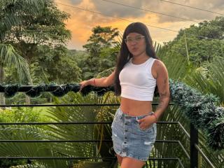 BiancaMayers - Live sex cams model