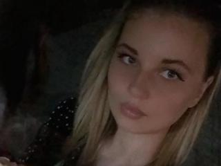 NelleLucky Pussy Video Webcam - Photo 6/10