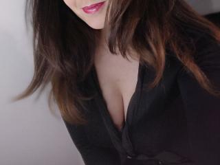 MelanieAhHot Hot Liveshows - Photo 11/14
