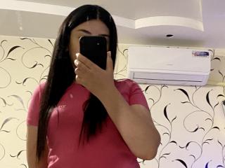 PolinaNellie live cam model at XLoveCam