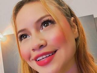 KeniaBlondie Image Gallery