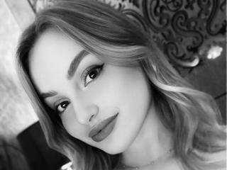 AlisaRiden Webcam Porno Live - Photo 9/9