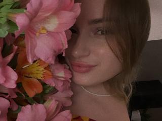 AlisaRiden Webcam Porno Live - Photo 4/9
