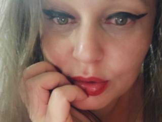 KissAndTits Seins Show XXX en Direct - Photo 5/21