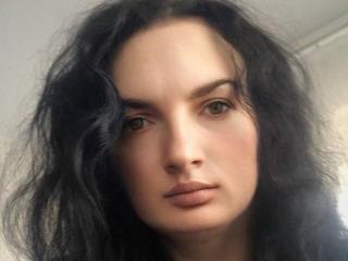 TastyLillian live cam model at XLoveCam
