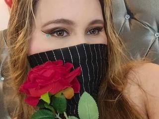 SalmaAzaman Blowjob XXX Cams - Photo 14/21