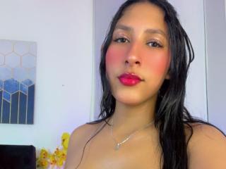 MadisonReyes Hot Liveshows - Photo 7/9