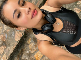 ArianaBellee Image Gallery
