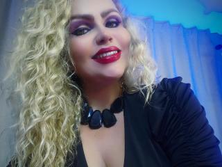 AnnaRichie Webcam Porno Live - Photo 8/21