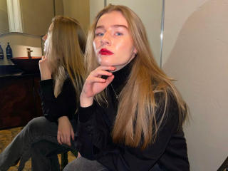 CharmingLotti Image Gallery