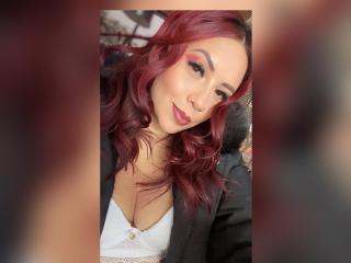 EmilyDurand Boobs Liveshow - Photo 20/21