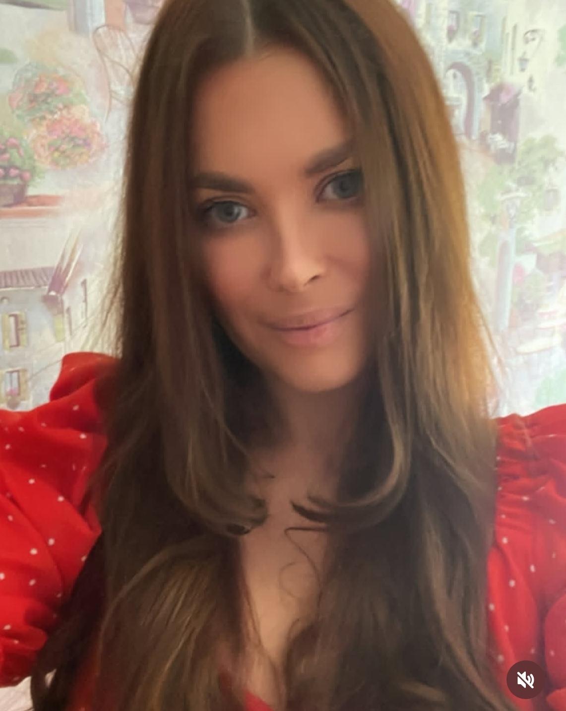 webcam model AlicexFresh from XloveCam webcam model AlicexFresh from XloveCam