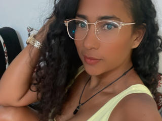 Thannia Love Webcams - Photo 8/21