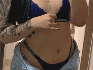 AliceSamanta Webcam Porno Live - Photo 9/21