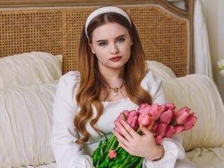 KiraBeaty Image Gallery