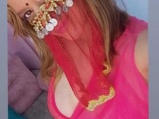 AnaishaKaur Webcam Porno Live - Photo 17/21