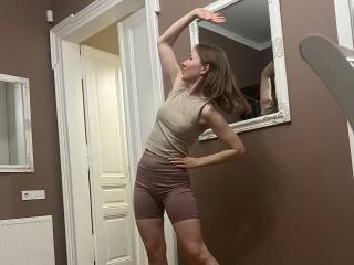 AvroraSnow Webcam Porno Live - Photo 9/21