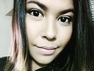 DanielaBebe Amateur Live Cam - Photo 4/4