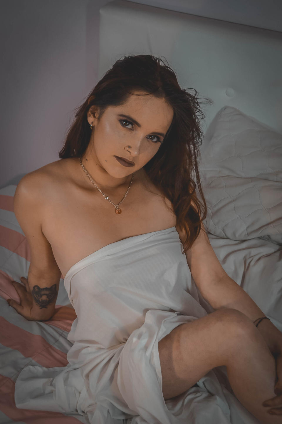webcam model SophiBerta from XloveCam webcam model SophiBerta from XloveCam