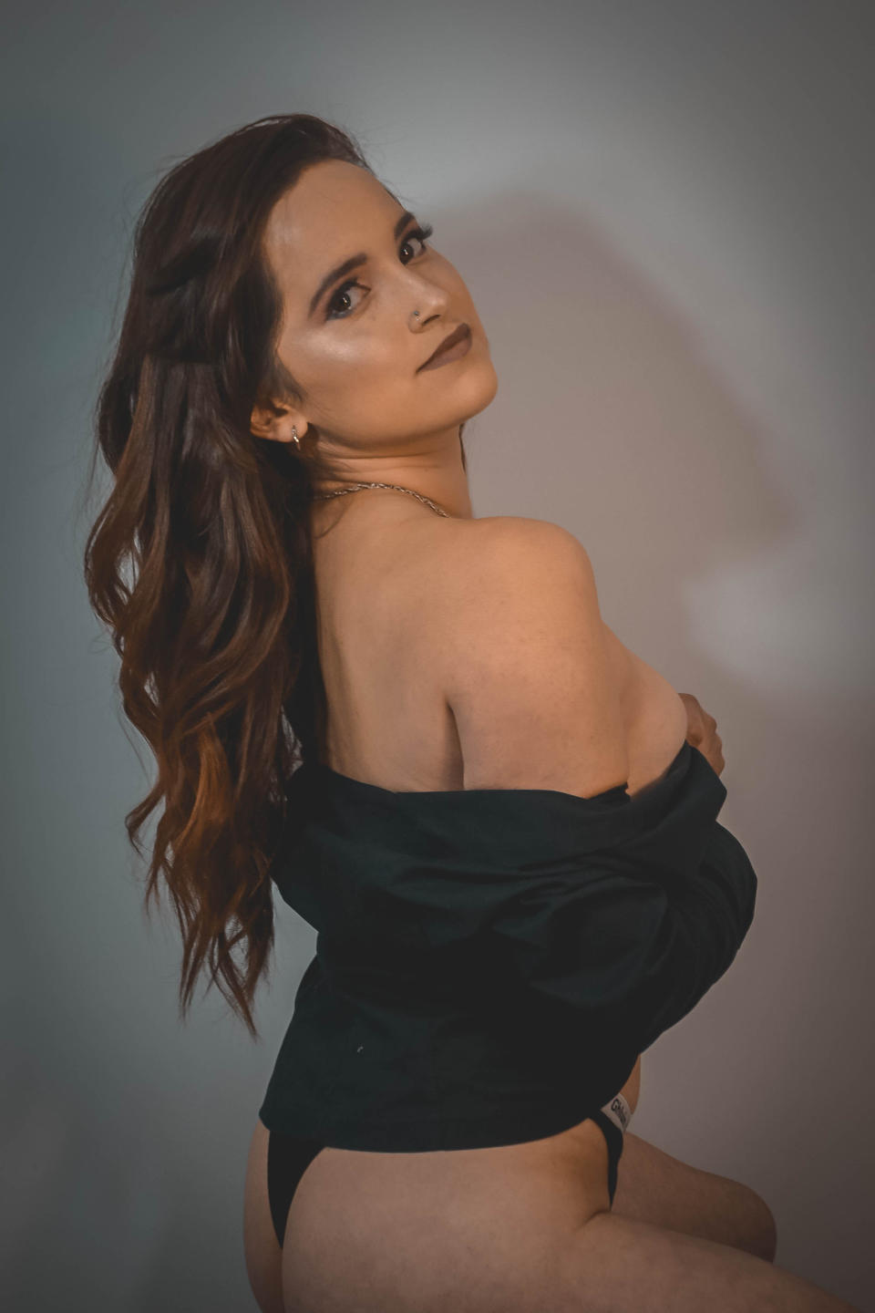 webcam model SophiBerta from XloveCam webcam model SophiBerta from XloveCam