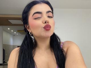 JamesSophiea Show Porn Live - Photo 11/21