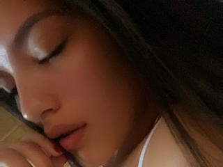 IssaPuasini Chatte en Chaleur - Photo 12/21