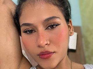AnnieDarling Webcam Porno Live - Photo 18/21