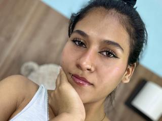 AnnieDarling Webcam Porno Live - Photo 16/21