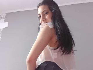 SerenaRin Blowjob XXX Cams - Photo 9/11