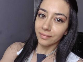 SerenaRin Blowjob XXX Cams - Photo 8/11