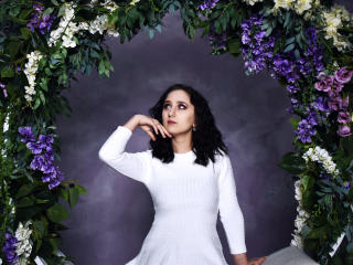 JulietMonli Image Gallery