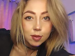 DouceKhrystine Amateur Live Webcam - Photo 4/21