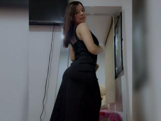Seleneg Blowjob XXX Cams - Photo 12/21
