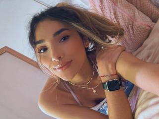 AdharaCooper Webcam Porno Live - Photo 18/21