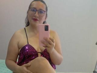 LucianaRain live cam model at XLoveCam