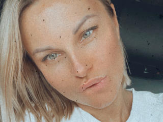 BelleLisaG Live Cam Porn - Photo 10/21