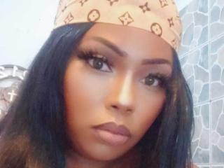 ThreeHolesPleasure live cam model at XLoveCam