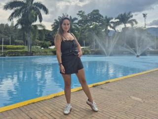 RousseMelinda Sex Brunette - Photo 18/21