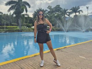 RousseMelinda Sex Brunette - Photo 17/21