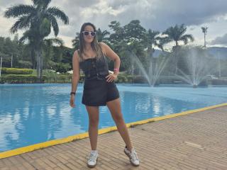 RousseMelinda Sex Brunette - Photo 16/21
