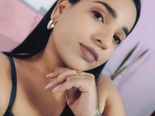 WildRachel live cam model at XLoveCam