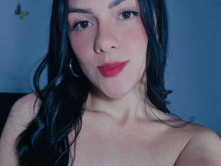 LulyLiz live cam model at XLoveCam