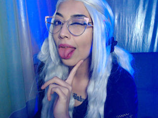 AlicePhantom Webcam Porno Live - Photo 9/21
