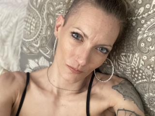 DaneeSoHot Amateur Live Webcam - Photo 9/21