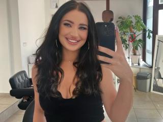 ChloeVibe live cam model at XLoveCam
