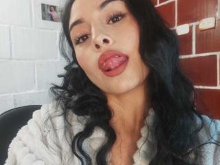 Emilyv69Hot Boobs Liveshow - Photo 12/21